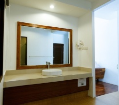 Номер Deluxe с балконом в Bundhaya Villas Koh Lipe