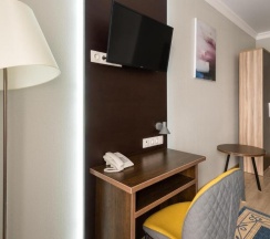 Двухместный номер Standard с балконом двуспальная кровать в Ncity Hotel