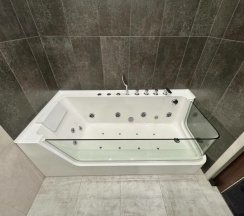 Signature Duplex Suite в WineWood Moscow