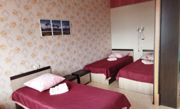 4-местный номер люкс с 4 односпальными кроватями в Вираж