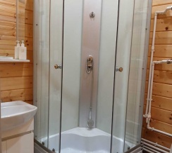 Двухместный номер с 1 кроватью и собственной ванной комнатой в Телекей