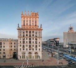 Студия Superior с красивым видом из окна в Апартаменты Стильная Студия в Башне Комплекса Ворота в Город