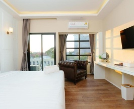 Номер Standard в Calinton Hotel