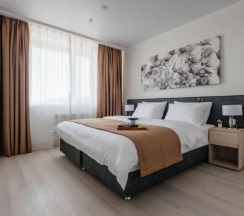 Двухместный люкс Executive с видом на парк двуспальная кровать в TÖR`RE Astana by Wyndham