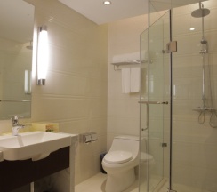 Номер Standard в SoLuxe Hotel Almaty
