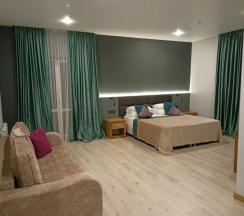 Номер Superior с балконом и с видом на горы в Эльбер