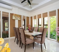 Вилла-люкс с собственным бассейном с 6 комнатами в Boutique Resort Private Pool Villa