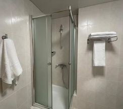 Двухместный номер с двумя кроватями в Ola resort