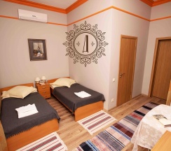 Двухместный стандартный номер с двумя односпальными кроватями в Дубровский