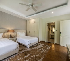Вилла с 3 комнатами рядом с пляжем в Vinpearl Resort & Spa Nha Trang Bay