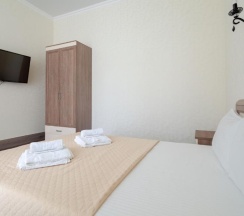 Апартаменты улучшенные с двумя 2-спальными кроватями кв. 305 в Deluxe apartments