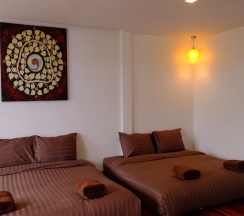 Номер Standard с балконом в Fah Talay Resort