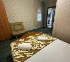 Апартаменты с 3 комнатами в Славный дом