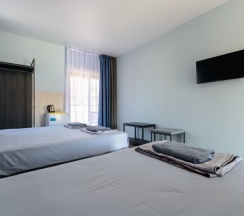 Четырёхместный номер с балконом в Мардин