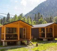 Четырёхместный коттедж с 2 комнатами с красивым видом из окна в Forest house resort