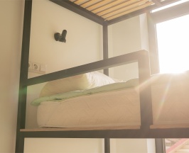 8-МИ МЕСТНЫЙ ОБЩИЙ НОМЕР в Khosta Hostel