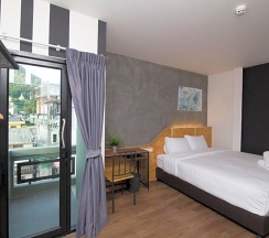 Двухместный номер Standard двуспальная кровать в The Arbern Hostel x Bistro