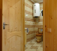 Четырёхместный номер Standard с балконом в Гагра