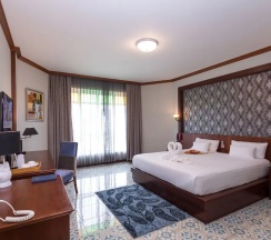 Одноместный номер Deluxe двуспальная кровать в Erawan Hotel
