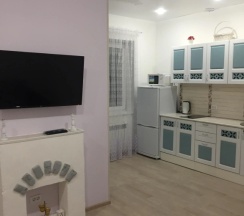 Коттедж с 2 комнатами с балконом и с красивым видом из окна в Таунхаус "Мечта"