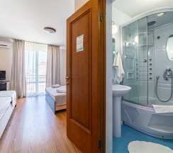 Комфорт Плюс (3х-местный однокомнатный стандарт) в Марко Поло