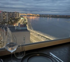 Четырёхместные апартаменты c 1 комнатой в Comfy Stay
