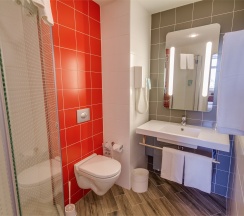 Номер Premium с двуспальной кроватью в ibis Cheboksary Center