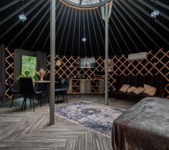 Юрта Дивы в Папоротник