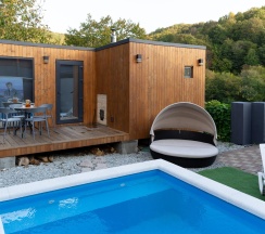 Вилла с бассейном и баней в Есенин Дача