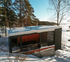 Коттедж с 3 спальнями №7 с джакузи в Чайка 1918