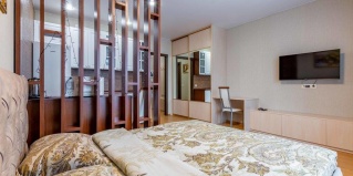 Екатеринбург: Апартаменты DreamHouse