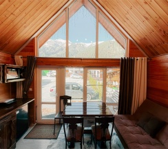 Люкс Шале в Mustang