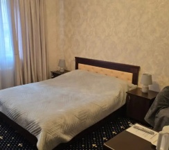 Трёхместный номер Standard в Golden House