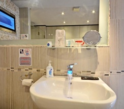 Двухместный номер Deluxe двуспальная кровать в Manor House Hotel