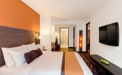 Люкс c 1 комнатой в Radisson Suites Bangkok Sukhumvit