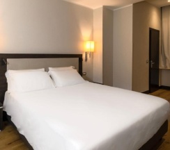 Двухместный номер Deluxe двуспальная кровать в Hotel Leonardo Da Vinci