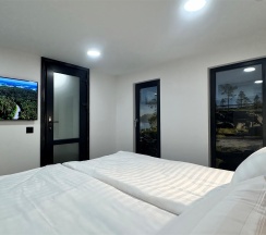 Видовой DUPLEX LUX с круговой террасой в Маяк