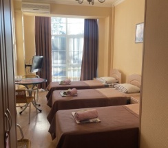 Трехместный номер стандарт в Бриз