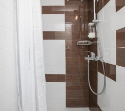 Общий нижние кровати №5,6 в Station