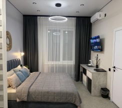 Номер полулюкс с 1 двуспальной кроватью в Home Sharing