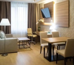 Двухместный люкс с красивым видом из окна двуспальная кровать в Олимпийская