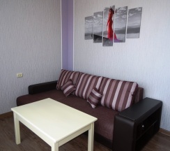 Апартаменты с 2 комнатами с балконом и рядом с пляжем в Арлиан