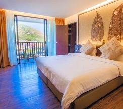 Семейный люкс в Kata Blue Sea Resort