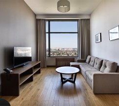 Семейные апартаменты с двумя спальнями в Krasnodar Marriott Hotel