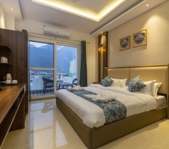 Номер Premium с балконом в Hotel Dream Inn