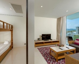 Люкс семейный c 1 комнатой с балконом в Splash Beach Resort 