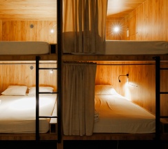 № 6 СТАНДАРТ 8-местный номер с 4-мя двуспальными кроватями в Ошарский