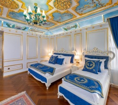 Трёхместный люкс Mansion в Отель Seven Hills Palace