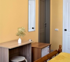 №5. Семейный номер с дополнительным спальным местом и видом на горы в Прибой