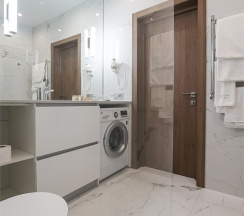 Люкс с отдельной спальней и видом на горы в The white residence